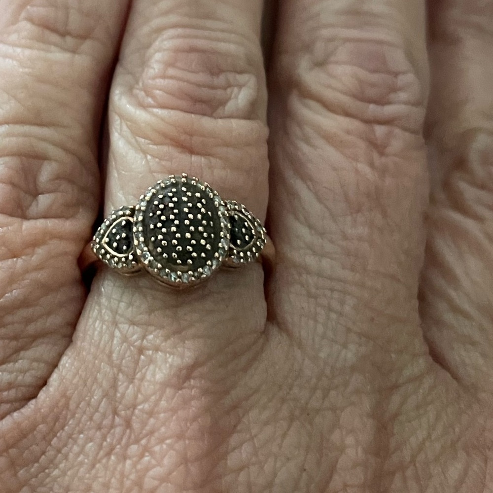Chocolate diamond ring